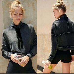 Free People Movement Lara pullover Cowl Neck Sweatshirt in Washed Dark Gray Sz M
